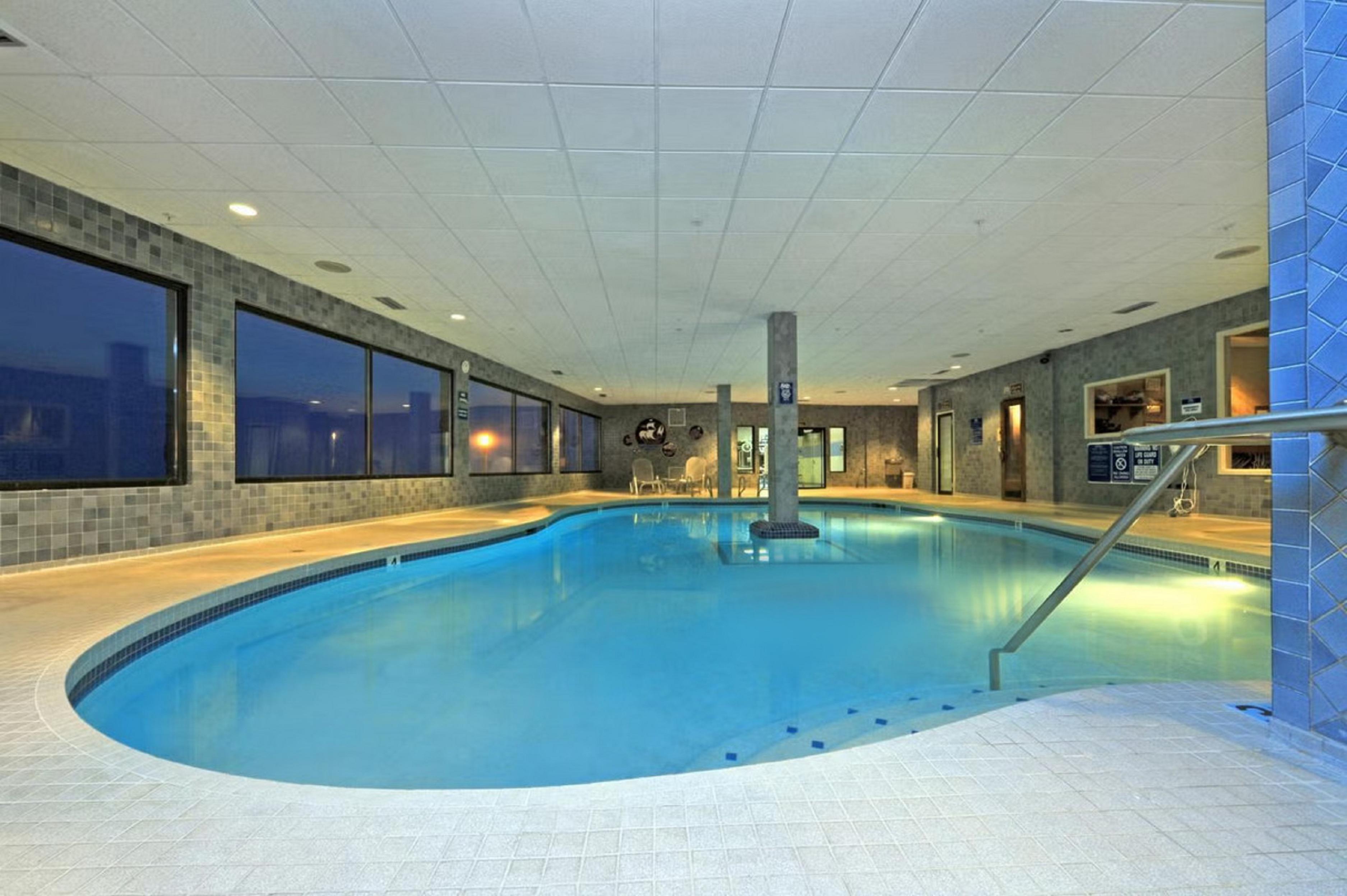 Promenade Inn & Suites Oceanfront Seaside Bagian luar foto