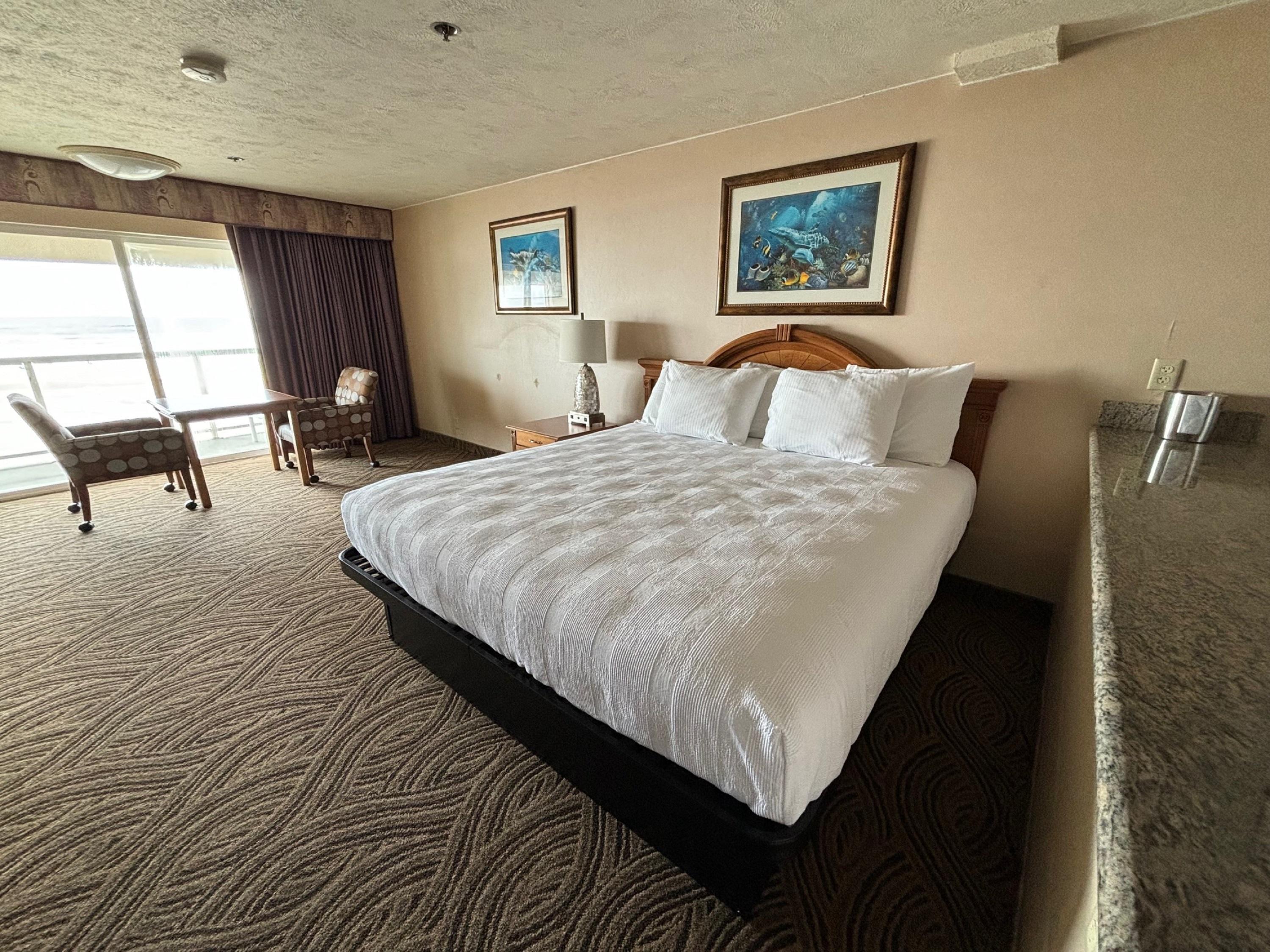 Promenade Inn & Suites Oceanfront Seaside Bagian luar foto