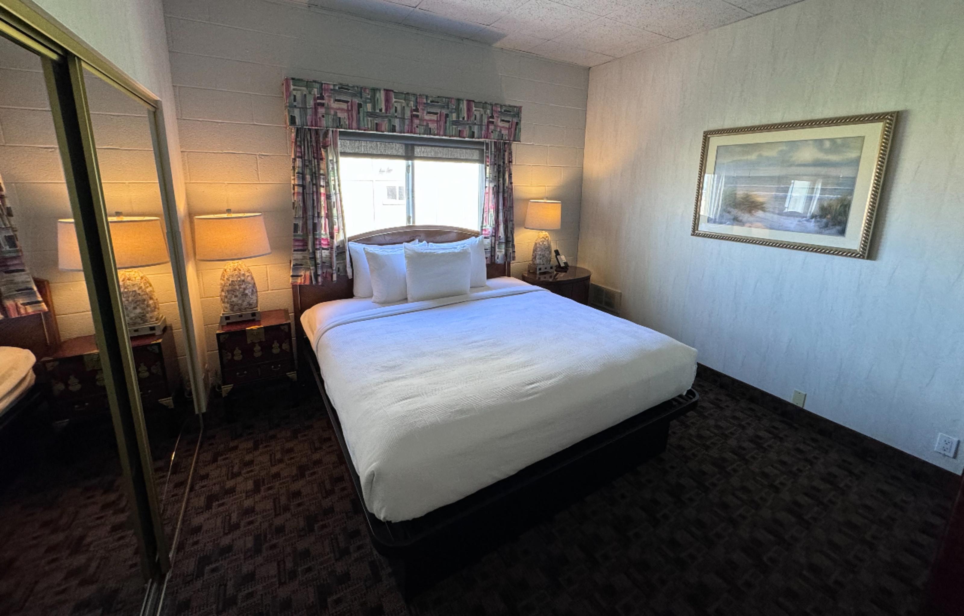 Promenade Inn & Suites Oceanfront Seaside Bagian luar foto