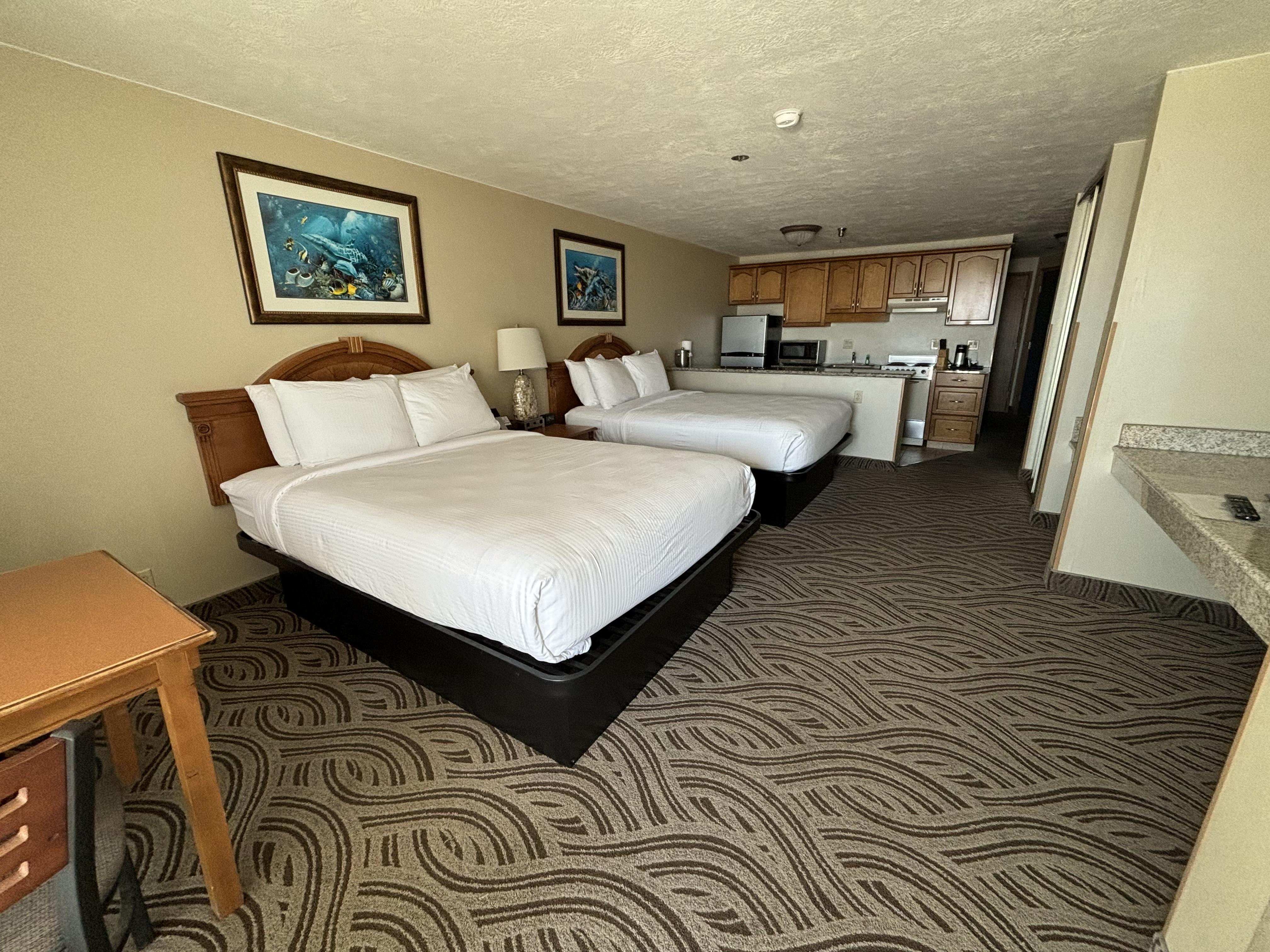 Promenade Inn & Suites Oceanfront Seaside Bagian luar foto