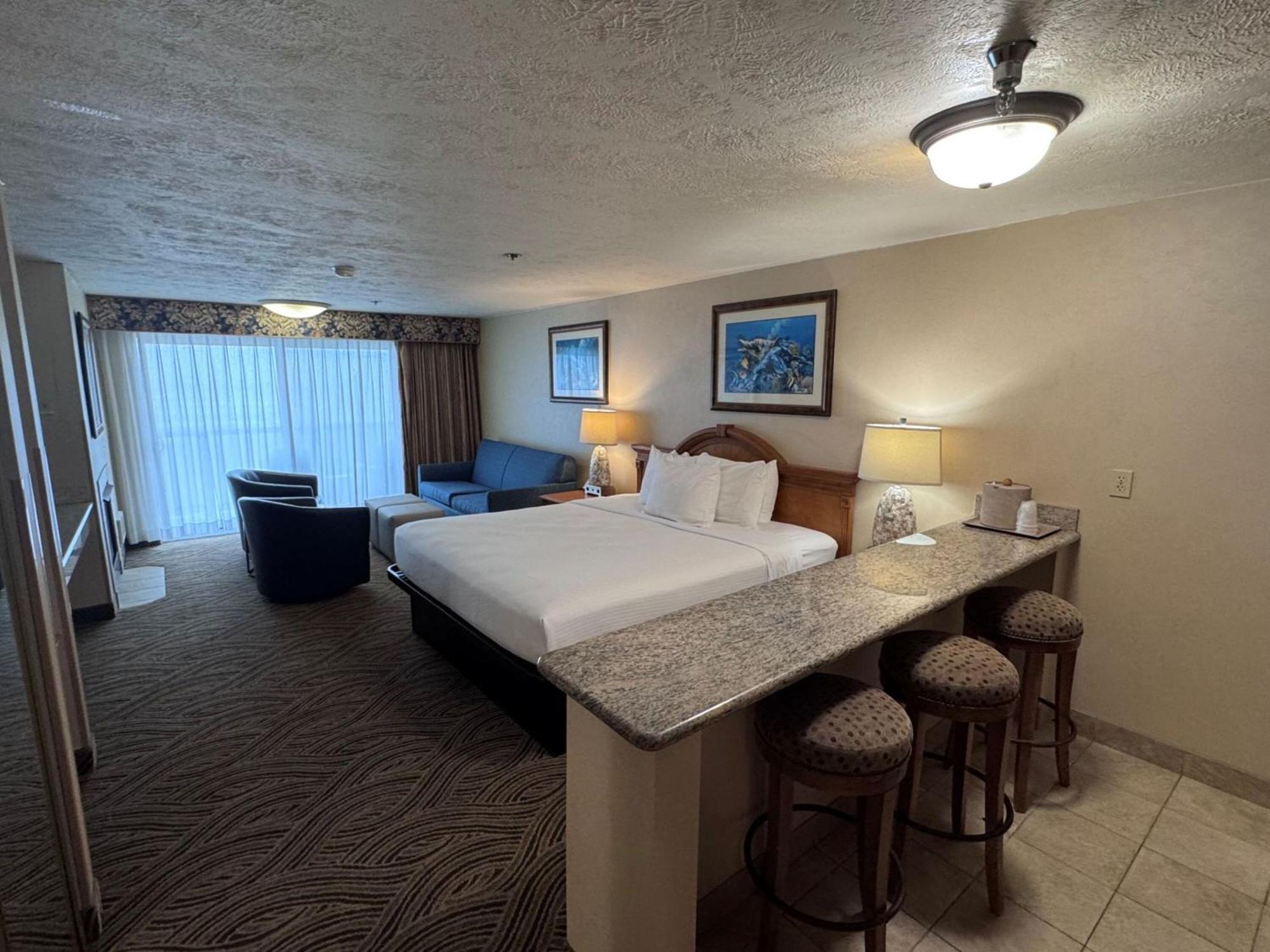 Promenade Inn & Suites Oceanfront Seaside Bagian luar foto