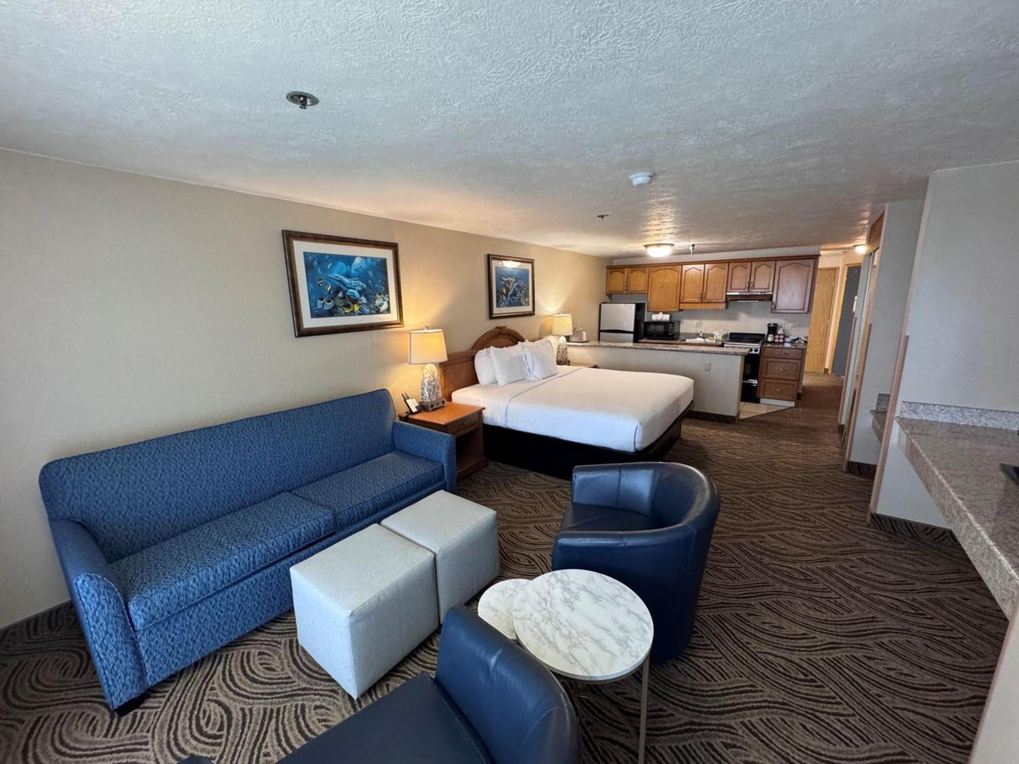 Promenade Inn & Suites Oceanfront Seaside Bagian luar foto